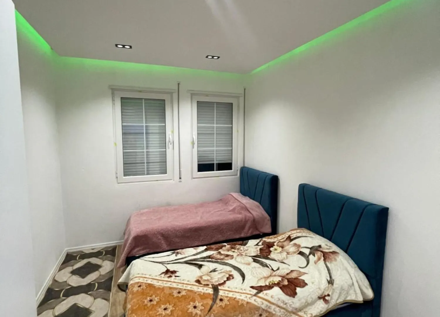 Daire Guest House White Crown Kamez
